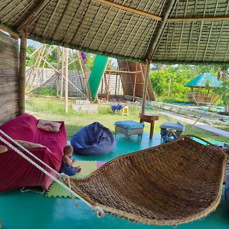 Nirvana Resort & Dive Centre - โมอัลโบอัล ภายนอก รูปภาพ