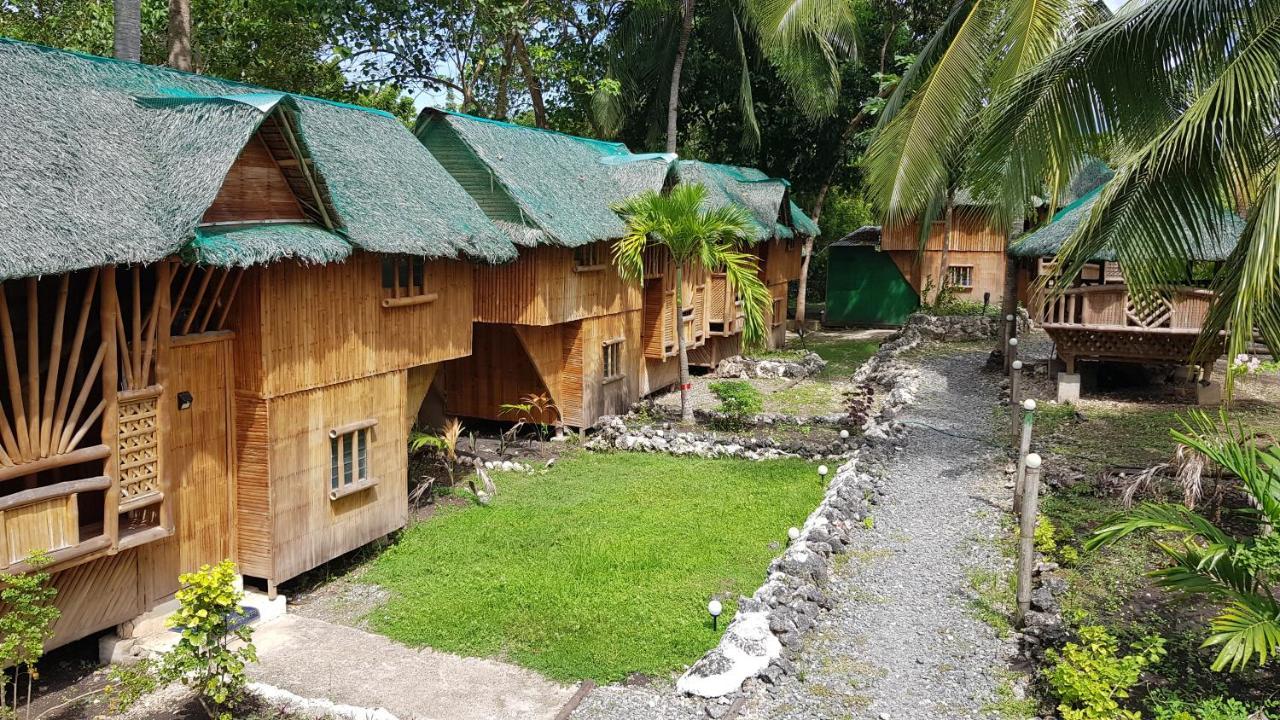 Nirvana Resort & Dive Centre - โมอัลโบอัล ภายนอก รูปภาพ