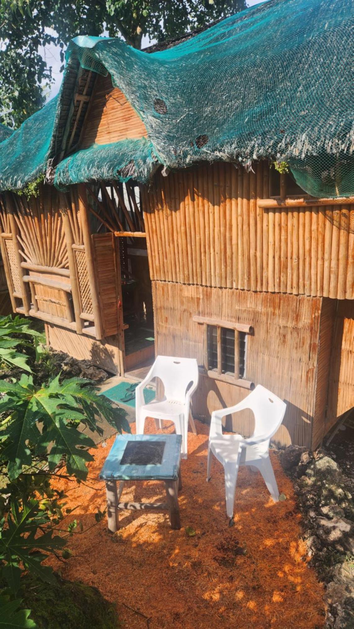 Nirvana Resort & Dive Centre - โมอัลโบอัล ภายนอก รูปภาพ