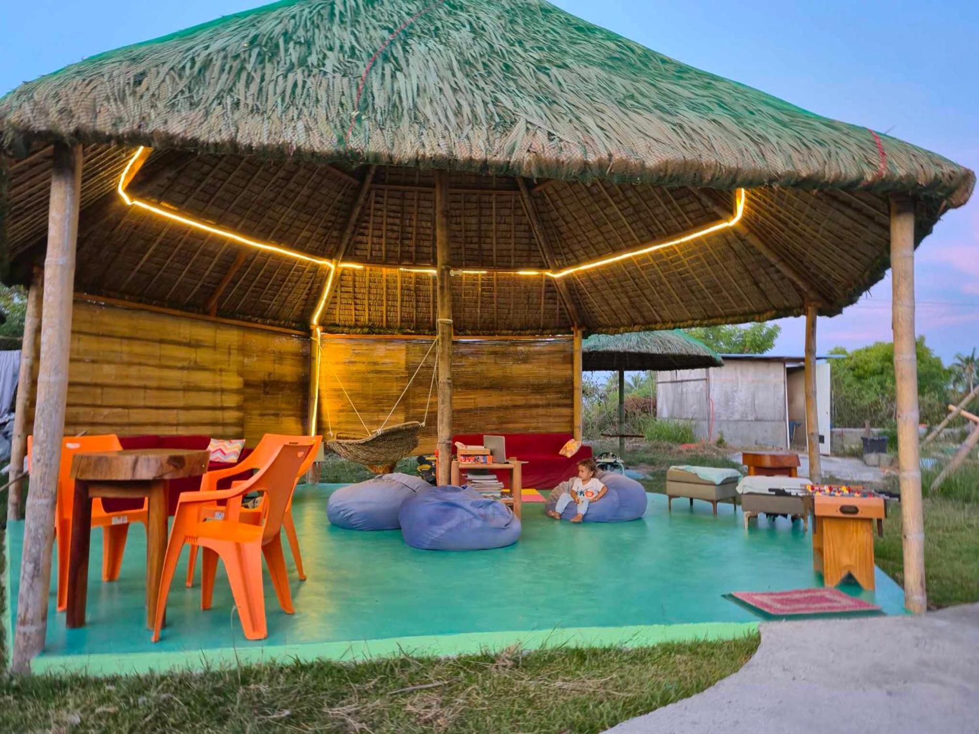 Nirvana Resort & Dive Centre - โมอัลโบอัล ภายนอก รูปภาพ
