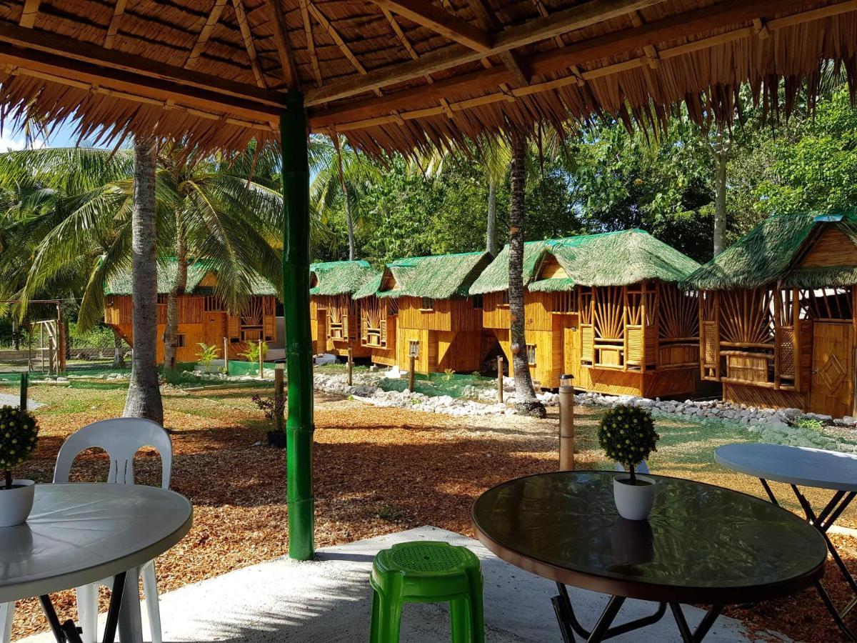 Nirvana Resort & Dive Centre - โมอัลโบอัล ภายนอก รูปภาพ