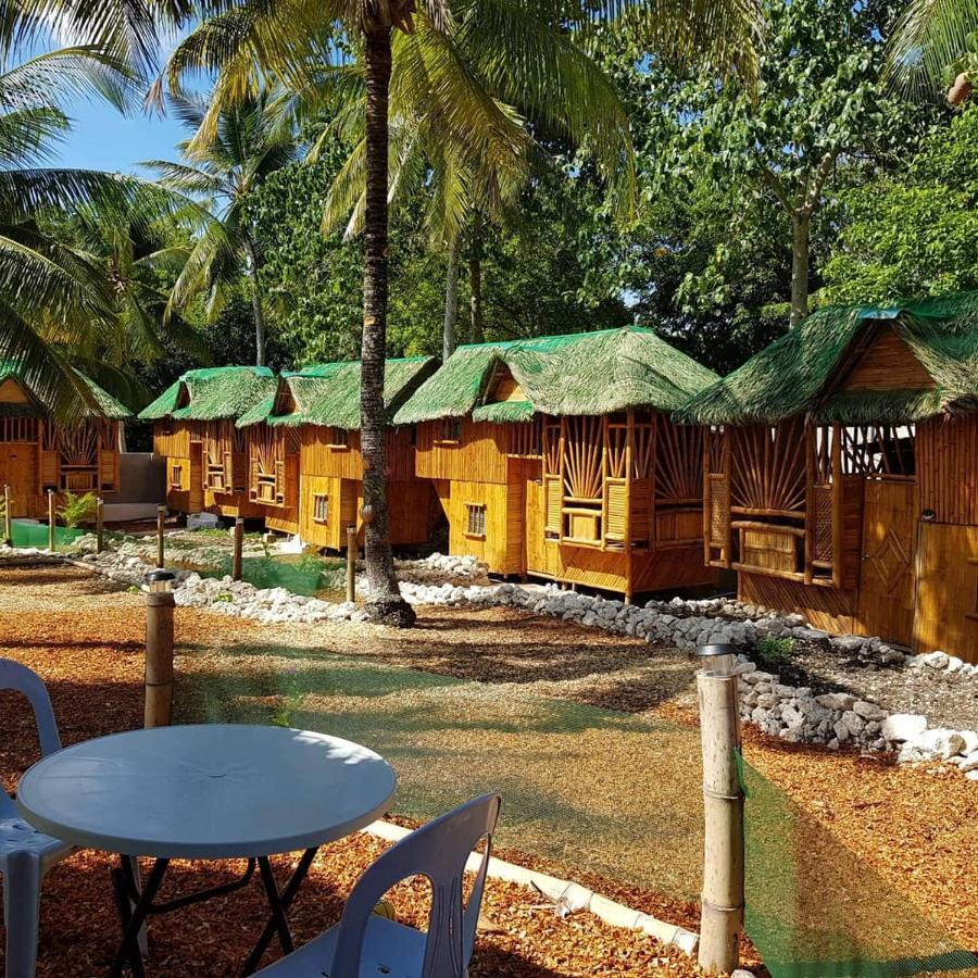 Nirvana Resort & Dive Centre - โมอัลโบอัล ภายนอก รูปภาพ